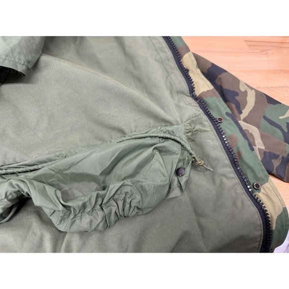 US Military ECWCS Cold Weather Parka Field Jacket Woodland Camo Large Short - Picture 12 of 12
